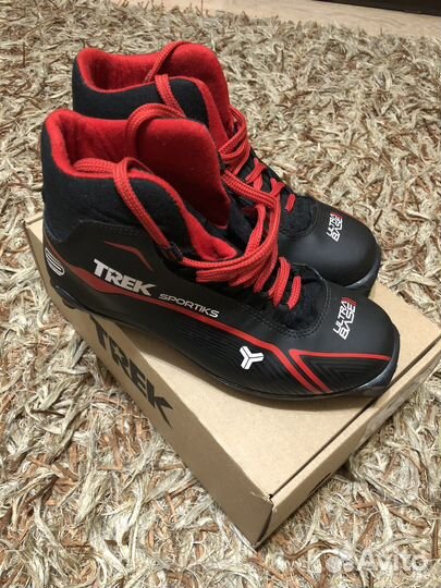 Лыжные ботинки trek 38 р