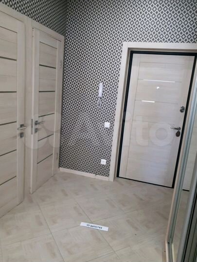 2-к. квартира, 64 м², 8/8 эт.