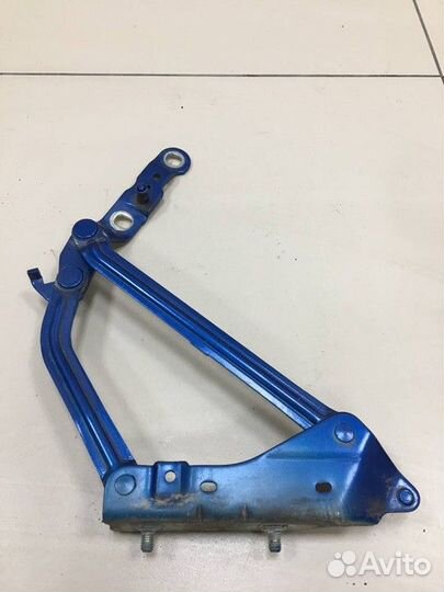 Петля крышки багажника левая Renault Megane