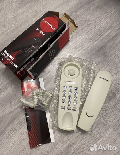 Проводной стационарный телефон