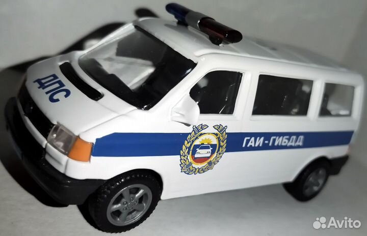 Модели Полиции мира в м1/43