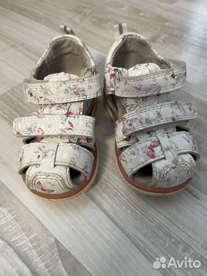 Сандали детские для девочек