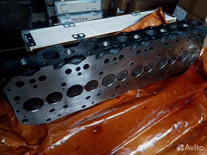 ГБЦ TD42 Y60 / Y61 в сборе на Nissan новая