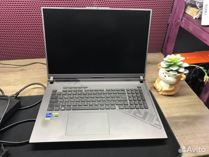 Игровой ноутбук 18