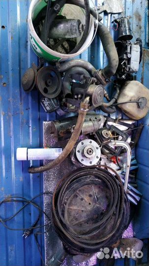 Двигатель 6.2D в разборе