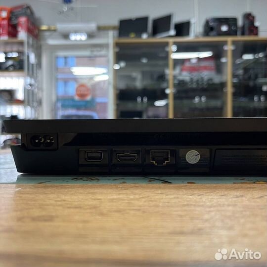 Игровая приставка PS 4 Slim 1 TB