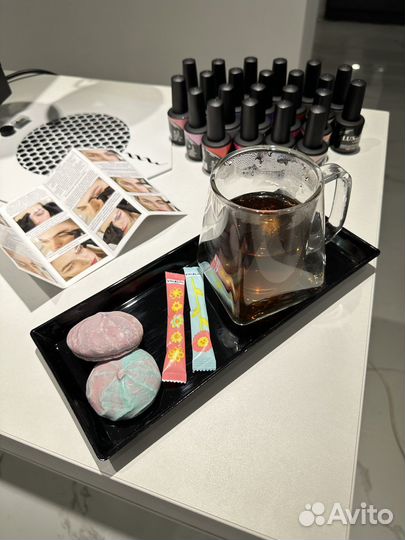 Маникюр педикюр