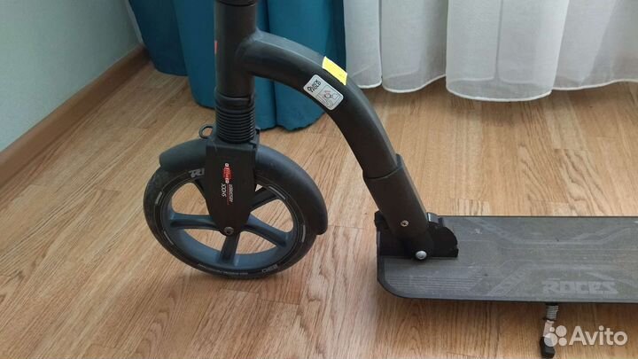 Самокат Roces 230