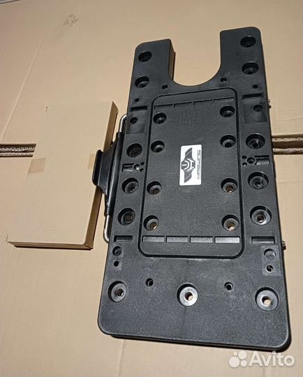 Быстросъемная площадка Haswing Cayman