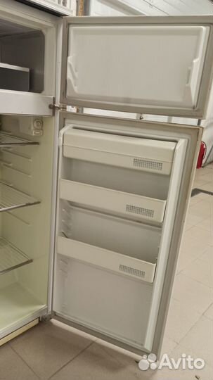 Холодильник на запчасти