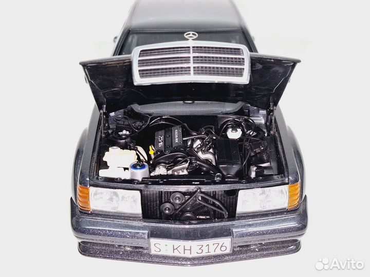 Mercedes Benz 190E 2.5-16 Evo II (Autoart 1:18)