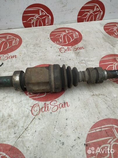 Полуось передняя правая передний правый Nissan