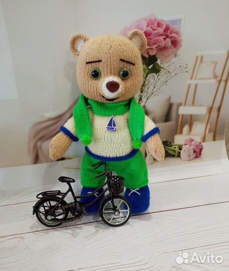 Вязаные игрушки Мишутка и Машутка