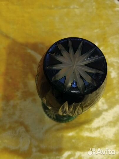 Ваза хрусталь цветной 18 сантиметров