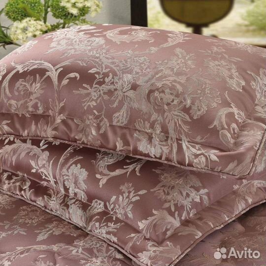 Покрывало и наволочки комплект Софи де Марко