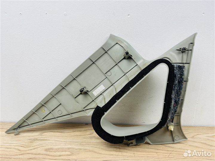 Обшивка стойки задняя правая Nissan Almera G15 1.6