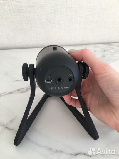 Продаю микрофон Fifine K678