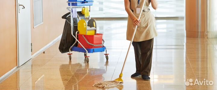 Уборщик(ца) (дневные смены, Ипподром)