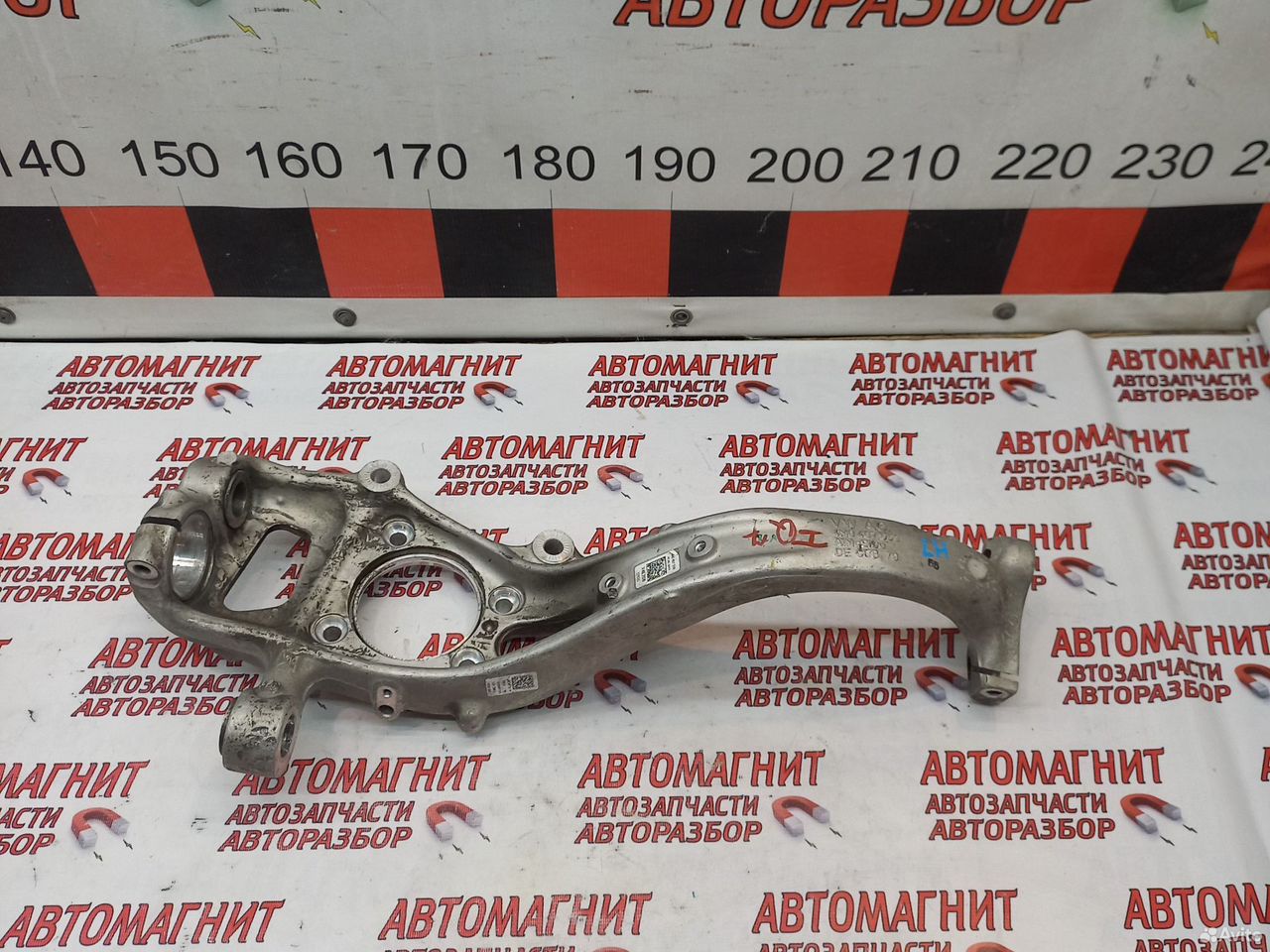 Кулак поворотный левый Ауди Q7 4M