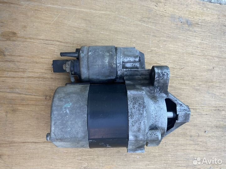 Стартер Reno Sandero