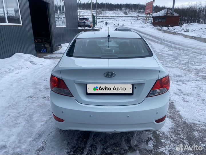 Hyundai Solaris 1.6 AT, 2013, 230 000 км