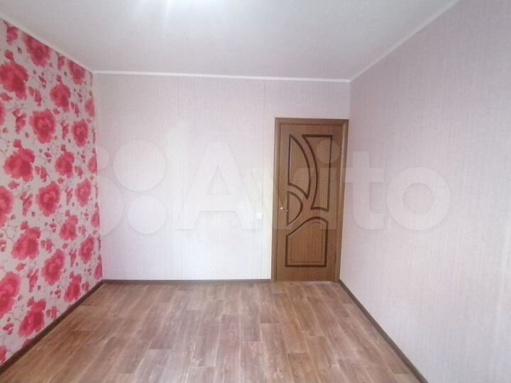 2-к. квартира, 50 м², 4/9 эт.