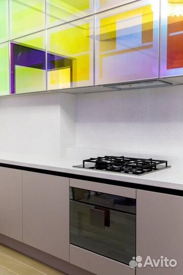 Угловая кухня на заказ. Производство