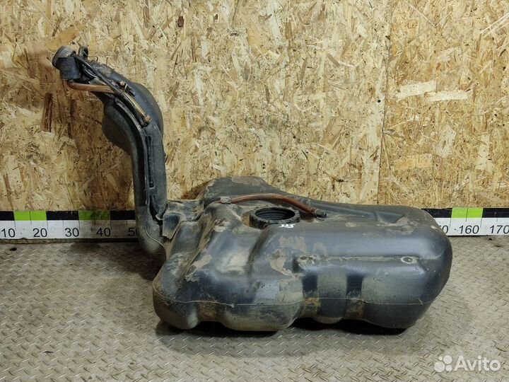 Бак топливный Volkswagen Passat b3 b3