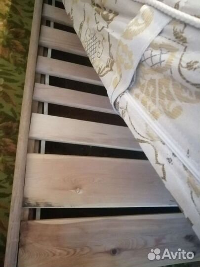 Кровать двухспальная с матрасом бу 140 190