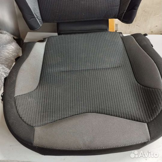 Сидение пежо308. Ремкомплект