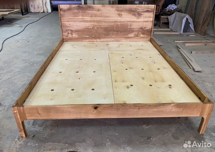 Кровать из дерева на заказ