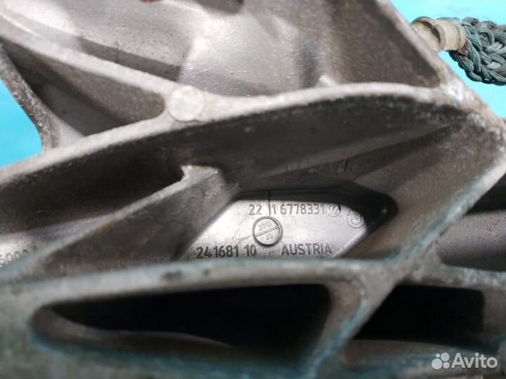 Кронштейн двигателя BMW X6