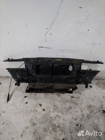 Передняя панель (телевизор) BMW 5 E39 2000