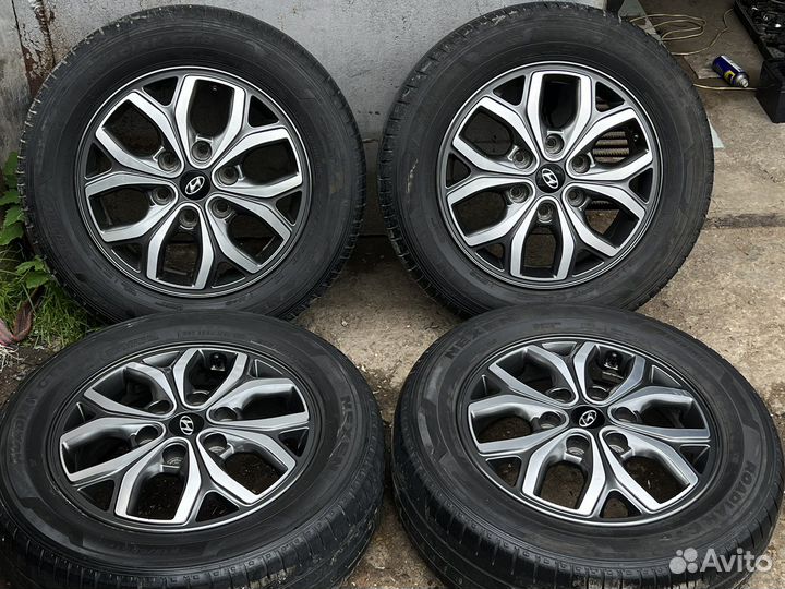 Nexen Roadian CT8 215/65 R17