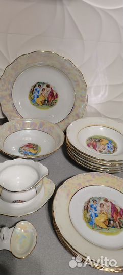 Сервиз тарелки мадонна