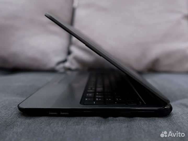 Быстрый офисный ноутбук HP