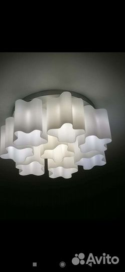 Люстра потолочная новая