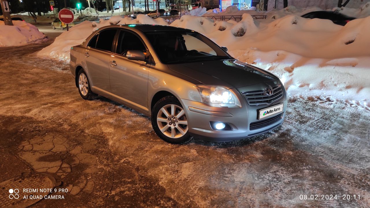 Toyota Avensis: фото владельца