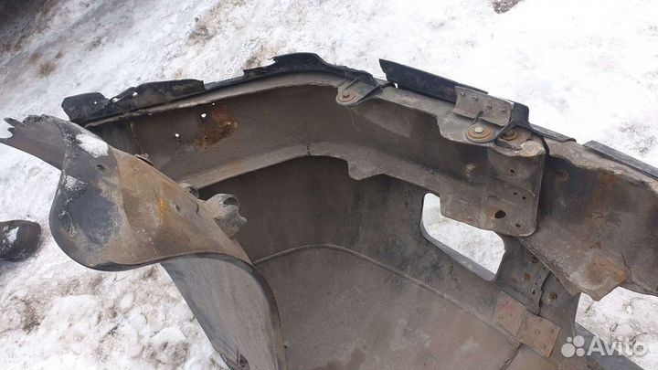 Бампер на фредлайнер