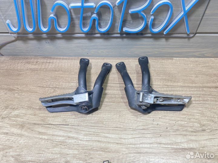 Кронштейны подножки задние Yamaha MT-03 2010