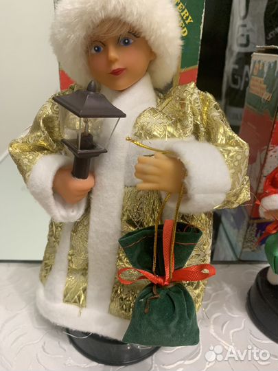 Елочные игрушки.Дед мороз и снегурка под елку