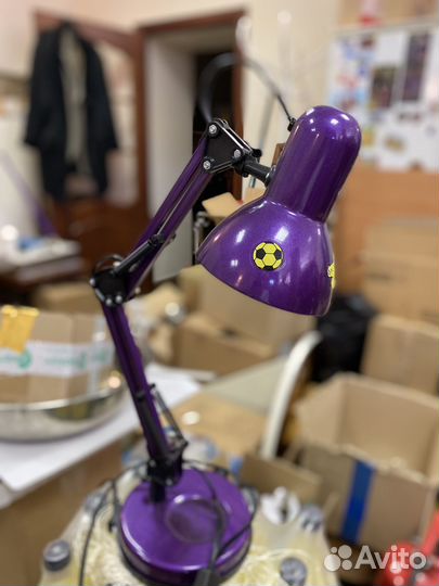 Нстольная лампа