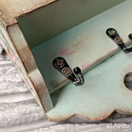 Ключница настенная винтажная с розами