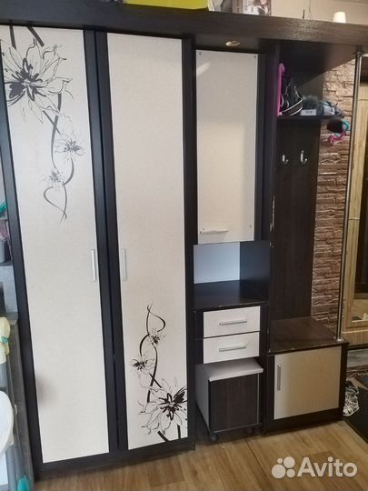 Шкаф прихожая бу