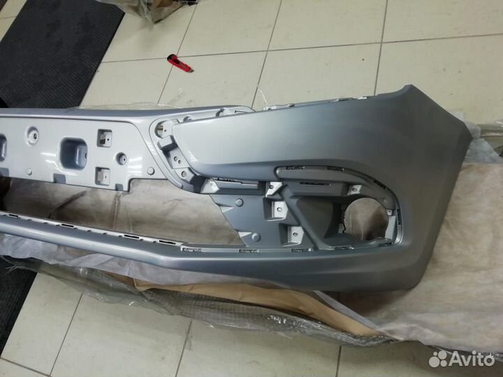 Бампер Гранта 2 FL цвет Рислинг 610