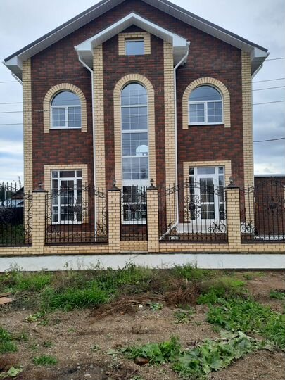 Коттедж 202,2 м² на участке 5,8 сот.