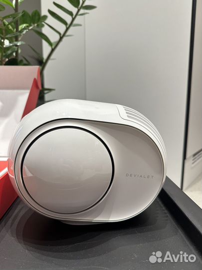 Беспроводная колонка Devialet Phantom