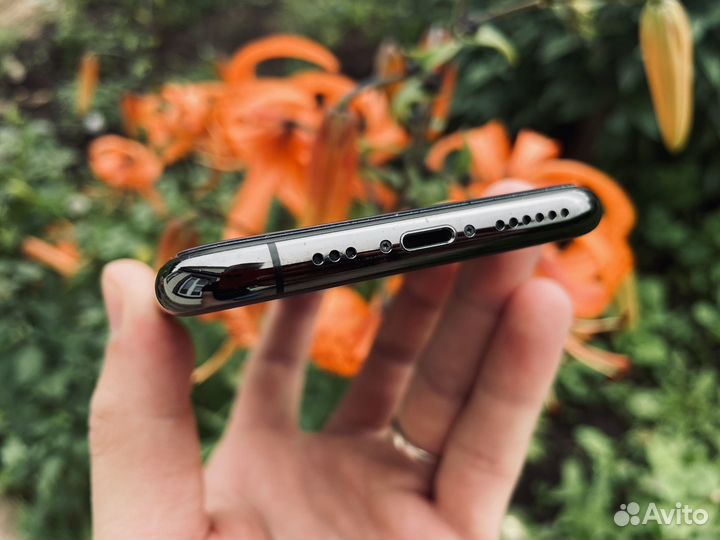 iPhone 11 Pro, 64 ГБ