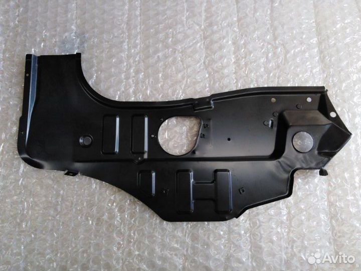 Панель кузова передний правый Suzuki Jimny