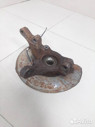 Кулак поворотный передний левый Mitsubishi Outland